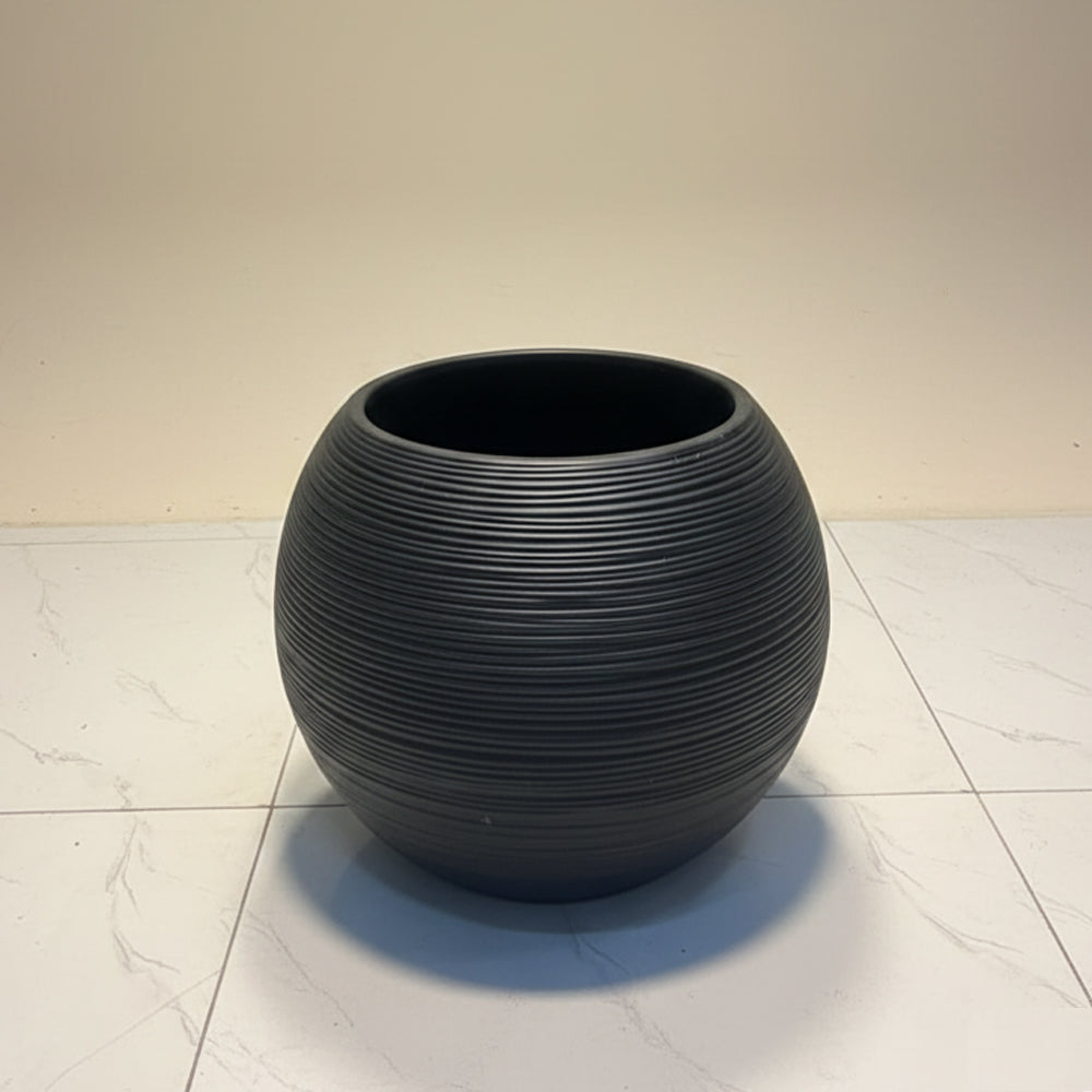 Plastic Planter Imported (approx 10inch)