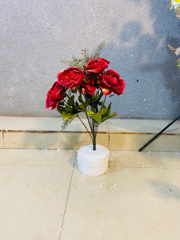 Cute Realistic Rose Flower Bunches
