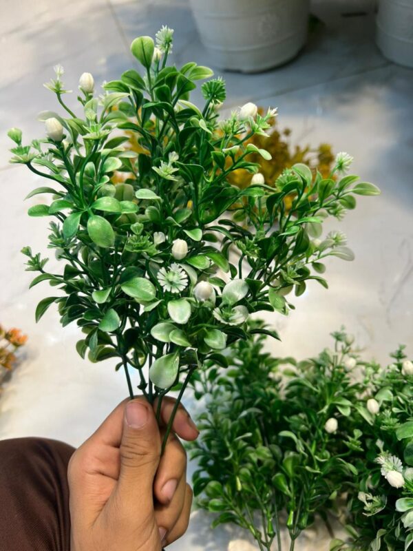 Artificial Cute Boxwood Bush.