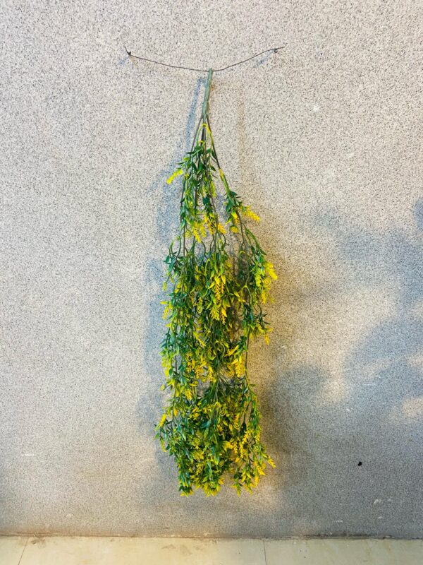 Beutifull Artificial Hanging Leave.